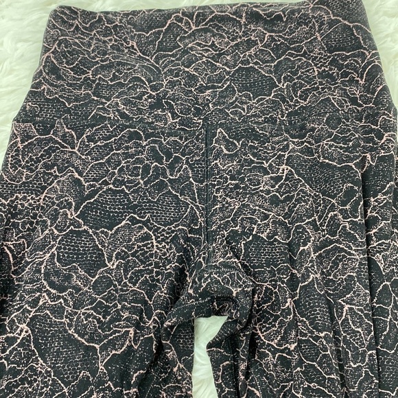 Lululemon Align Pant *Full Length 28" Lacescape Spanish Rose Black - Picture 2 of 6